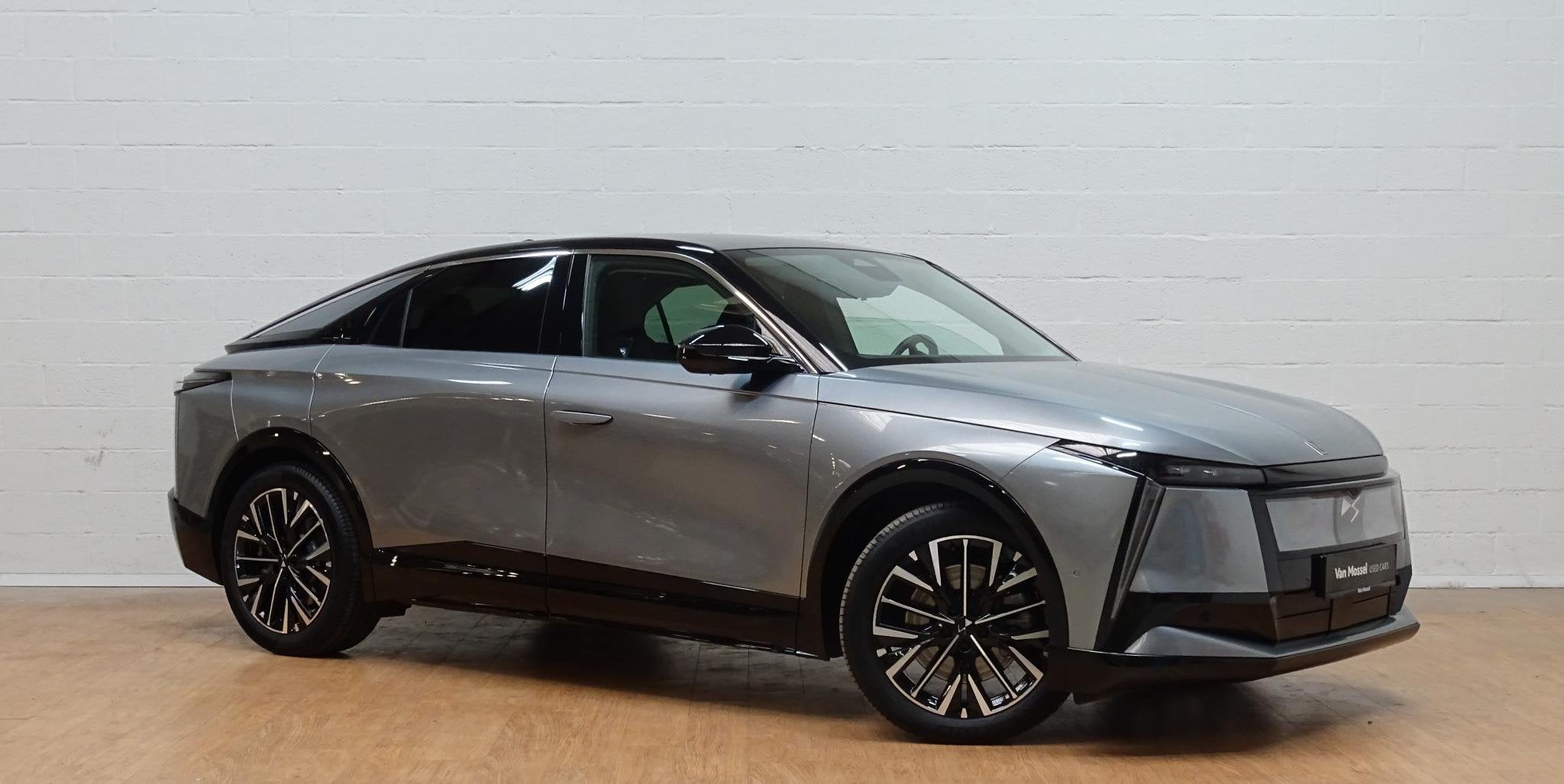 DS No 8 BEV Etoile, Auto's, Stof, Gebruikt, 169 kW, 5 zetels