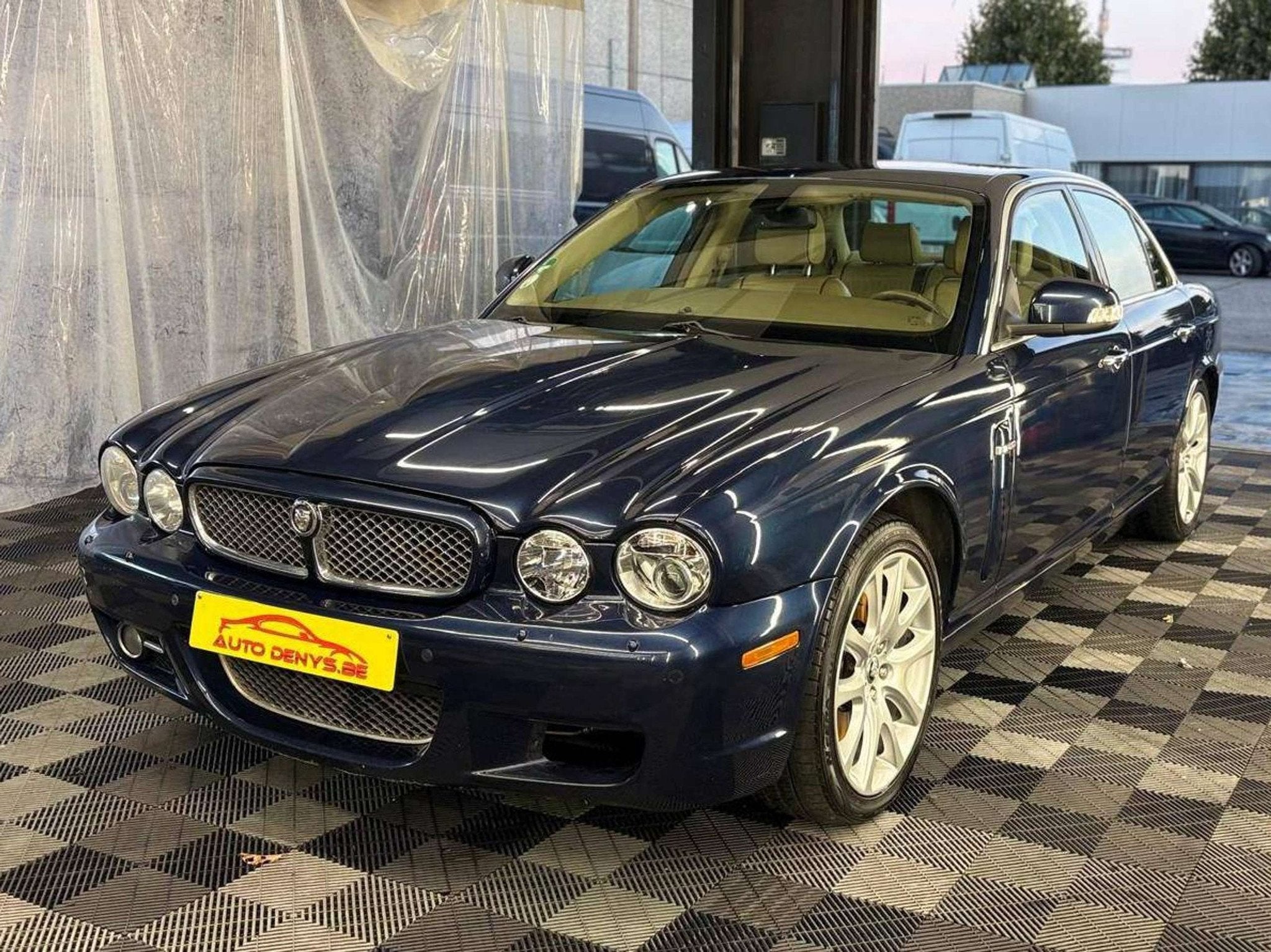 Jaguar XJ-6 2.7 Turbo V6 24v Executive bj. 2005 AUTOMATIQUE, Autos, Achat, 206 ch, 4 portes, Entreprise
