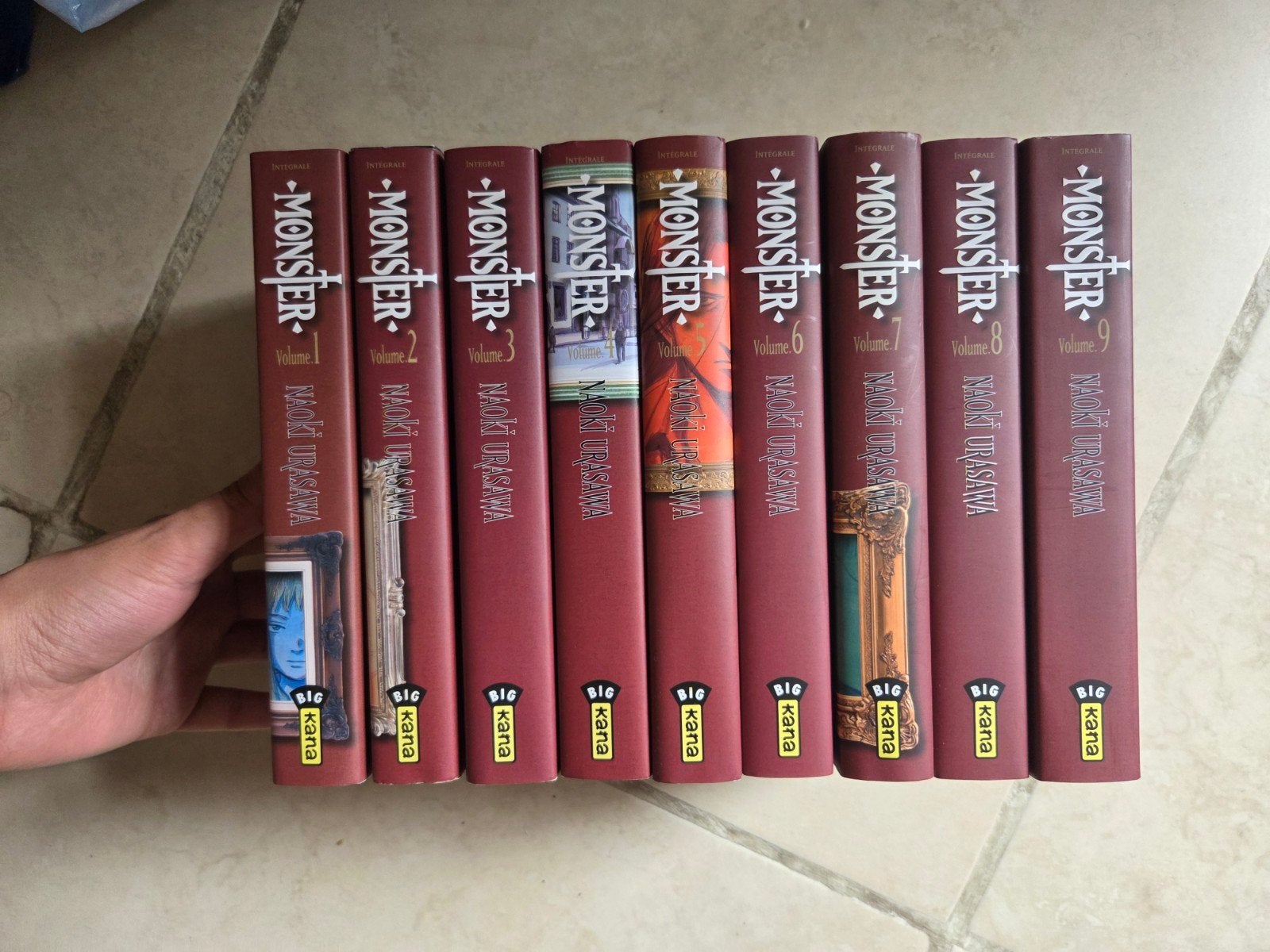 Manga Monster intégrale deluxe, Enlèvement ou Envoi