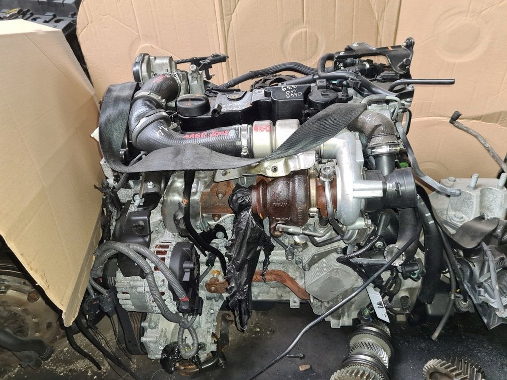 Moteur KVJA Complet FIESTA FORD, Envoi, Utilisé, Skoda