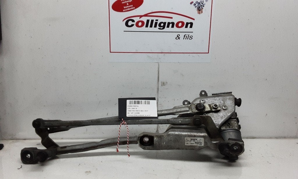 RUITENWISSER MECHANIEK Ford Fiesta 6 (JA8) (01-2008/01-2018), Gebruikt, Mevr. I. Hauben, Ford, Rue de l'Espoir 34 34
4030  GRIVEGNÉE, BE