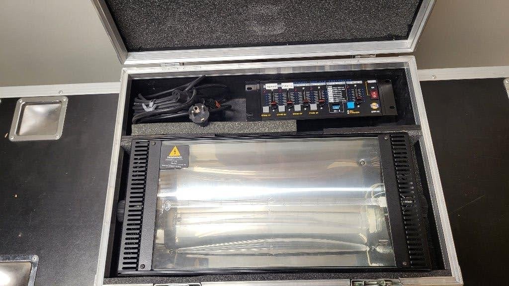 Geni Stroboscoop 2700W FL-2000D, Ophalen of Verzenden, Gebruikt, Licht, Stroboscoopeffect