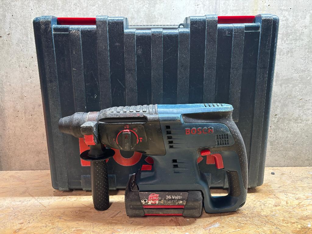Bosch GBH 36 V-LI Professionele Accuboorhamer, Doe-het-zelf en Bouw, Ophalen, Gebruikt, Boor- en/of Breekhamer, Variabele snelheid