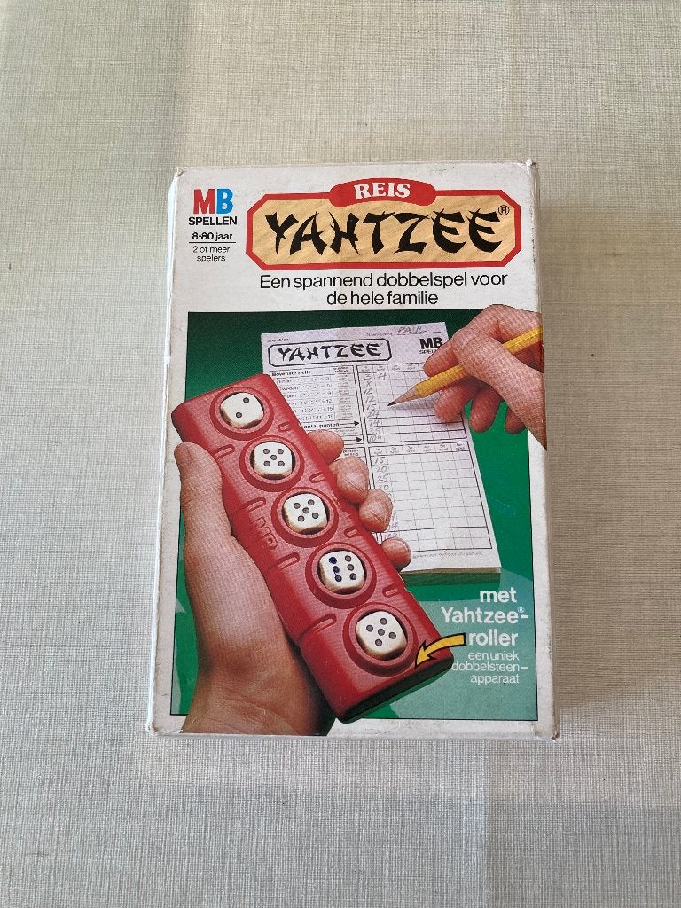 Vintage Yahtzee Reisversie, Vijf spelers of meer, Ophalen of Verzenden, Gebruikt, MB spelen