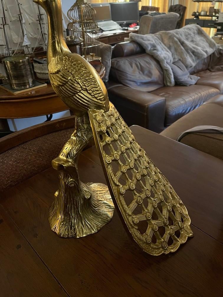 NIEUWE BIJZETTAFEL PAUW GOUD met GLAZEN BLAD 46 cm., Overige stijlen, Nieuw, Ophalen of Verzenden, Goud