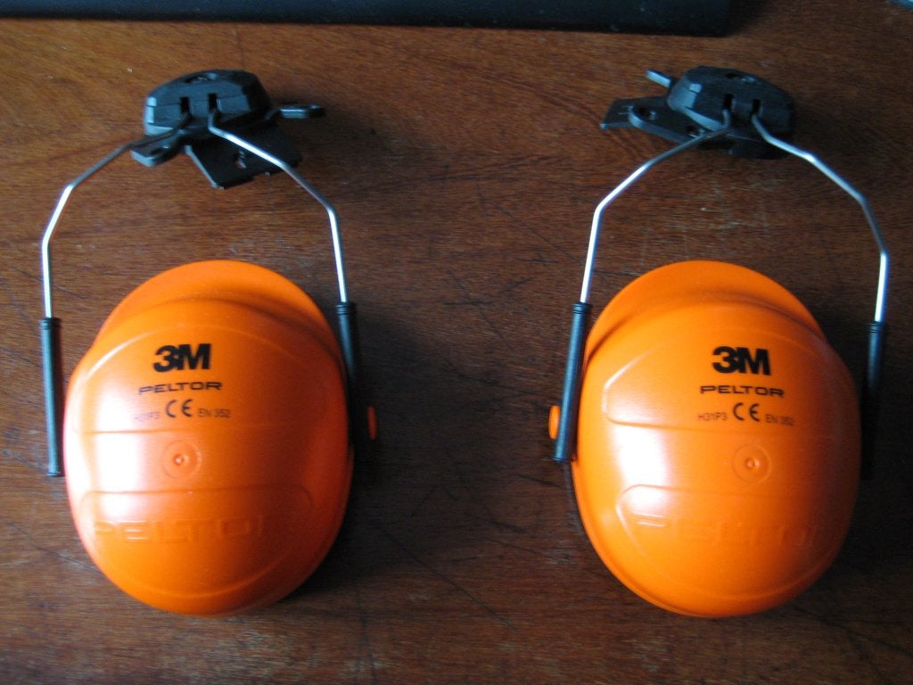 3M peltor oorkappen H31P3 voor op helm, Bricolage & Construction, Casques de sécurité, Enlèvement ou Envoi, Neuf