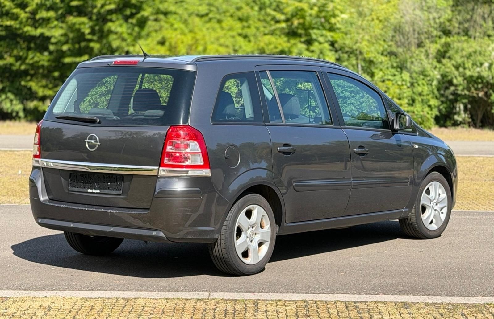 Zafira 1.6 Benzine – 7-Zitter – Euro 5 – Gekeurd, Auto's, Euro 5, 1600 cc, Electronic Stability Program (ESP), 7 zetels