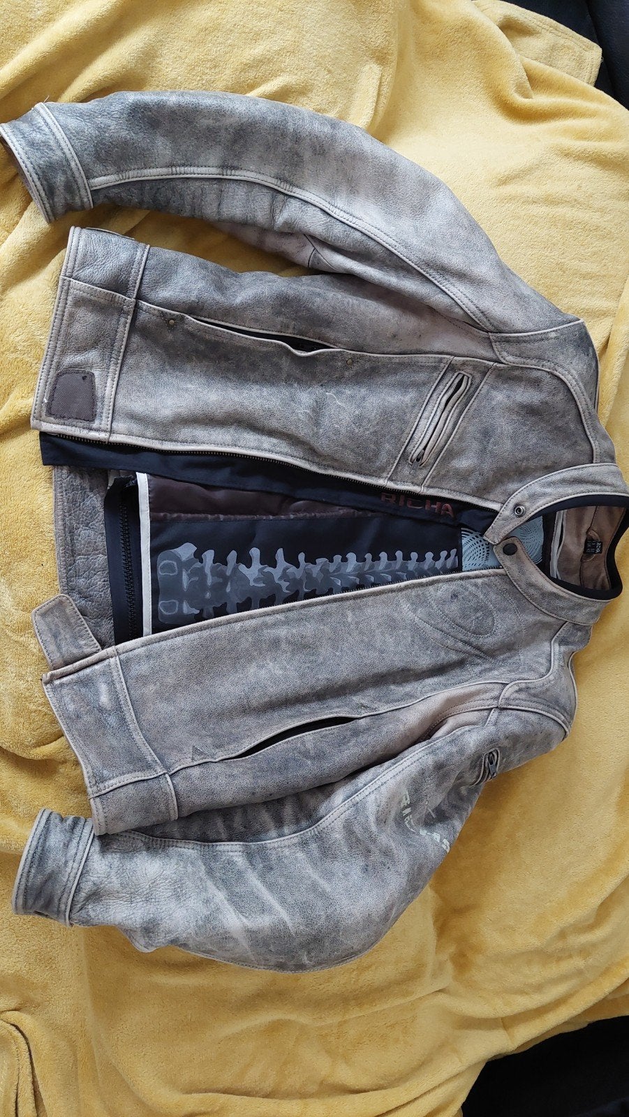 VESTE MOTO CUIR RICHA TAILLE L 52, Motos, Enlèvement ou Envoi