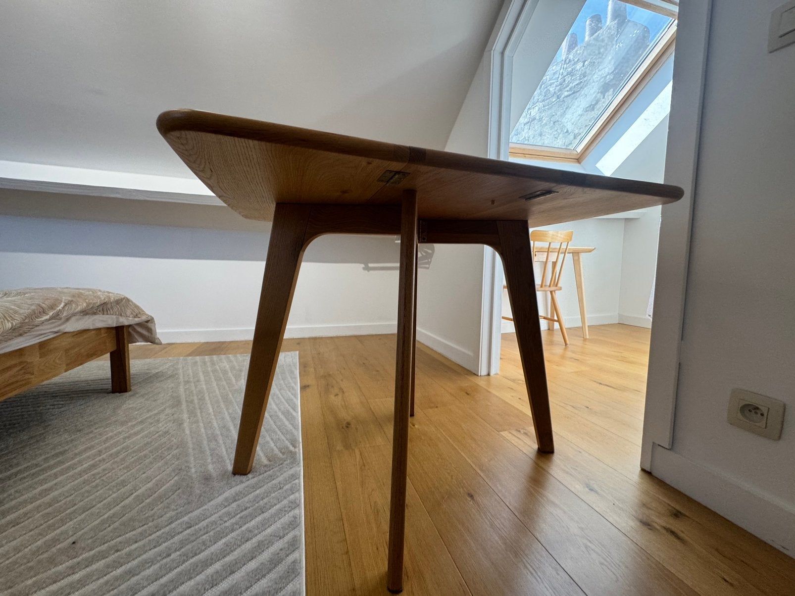 MADE Oak Drop-Leaf Dining Table – Excellent Condition, Huis en Inrichting, Tafels | Eettafels, Ophalen, Zo goed als nieuw