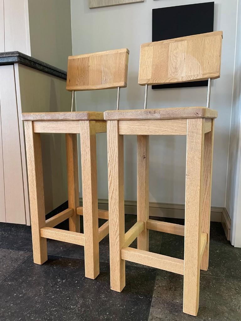 barkrukken, Huis en Inrichting, Barkrukken, Zo goed als nieuw, Hout, Met voetsteun, Ophalen