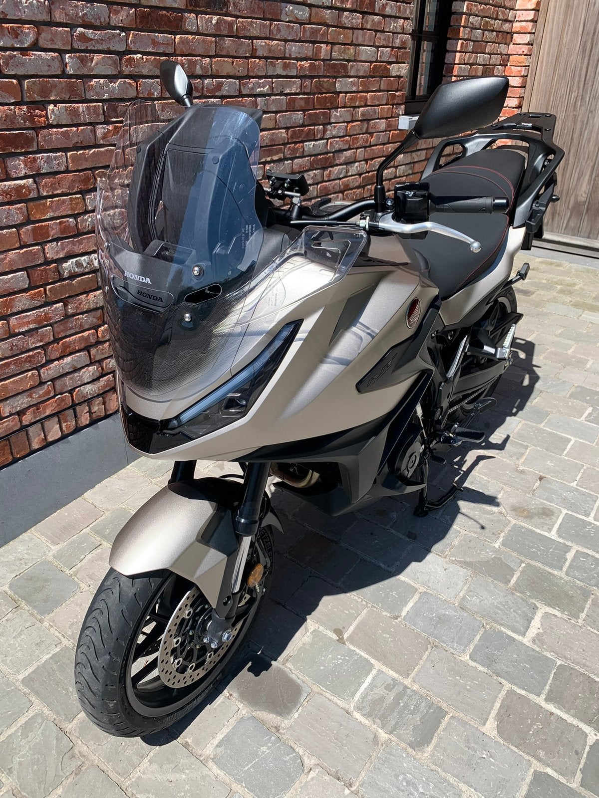 NT 1100, Motoren, Particulier, Toermotor, ABS