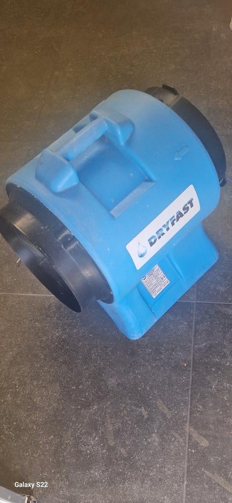 Dryfast stofafzuiging werf, Ophalen, Ventilator