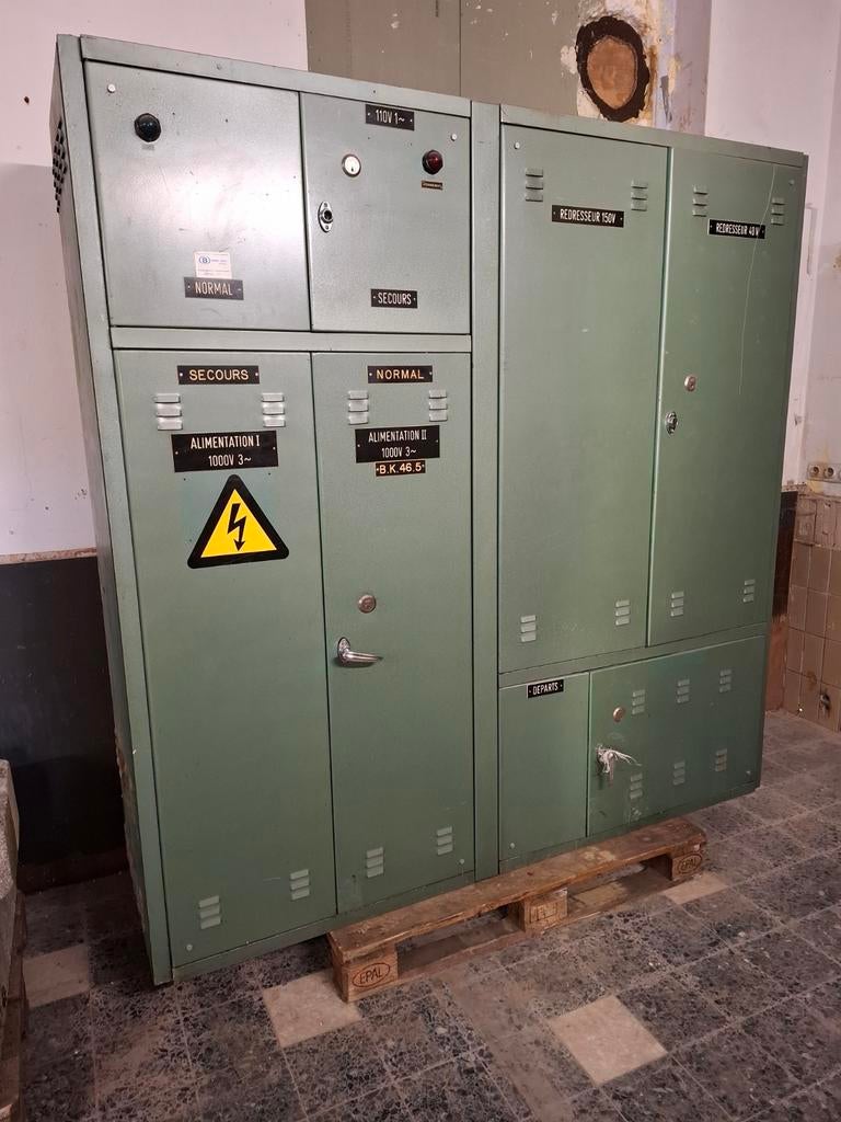 Armoire industriel, Enlèvement