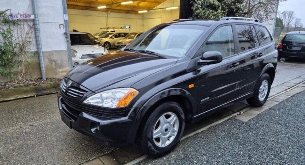 SsangYong Kyron – 2.0 Diesel Bj2007 175000km Direct Meenemen, Auto's, SsangYong, 4 zetels, Stof, Kyron, Zwart