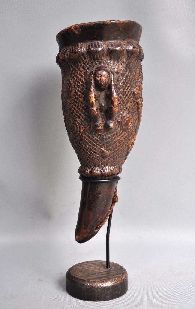Coupe rituelle KUBA, RD Congo, 1950-60, Antiquités & Art, Enlèvement ou Envoi