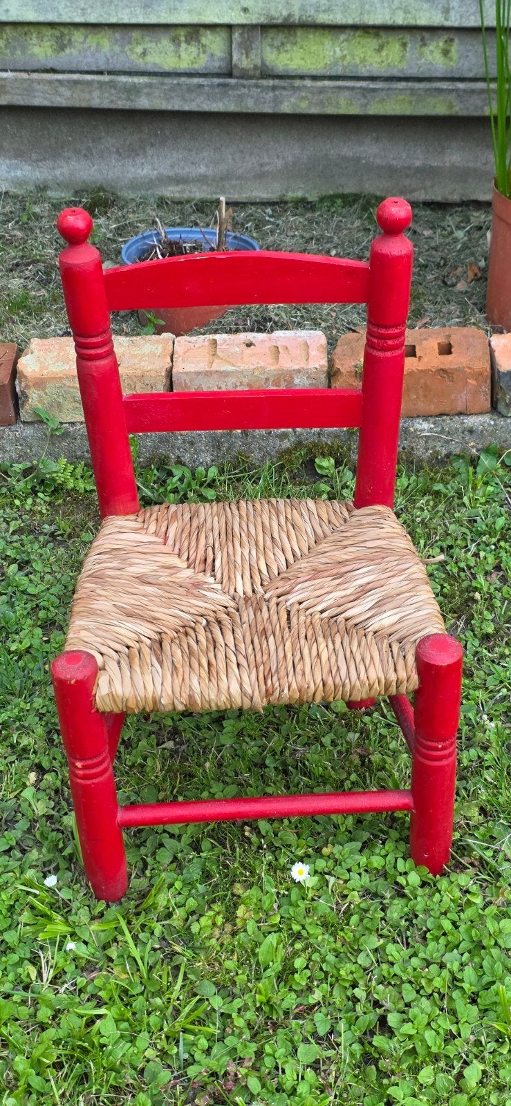​Chaise d'enfant vintage en bois rouge et paille – Superbe é, Enlèvement