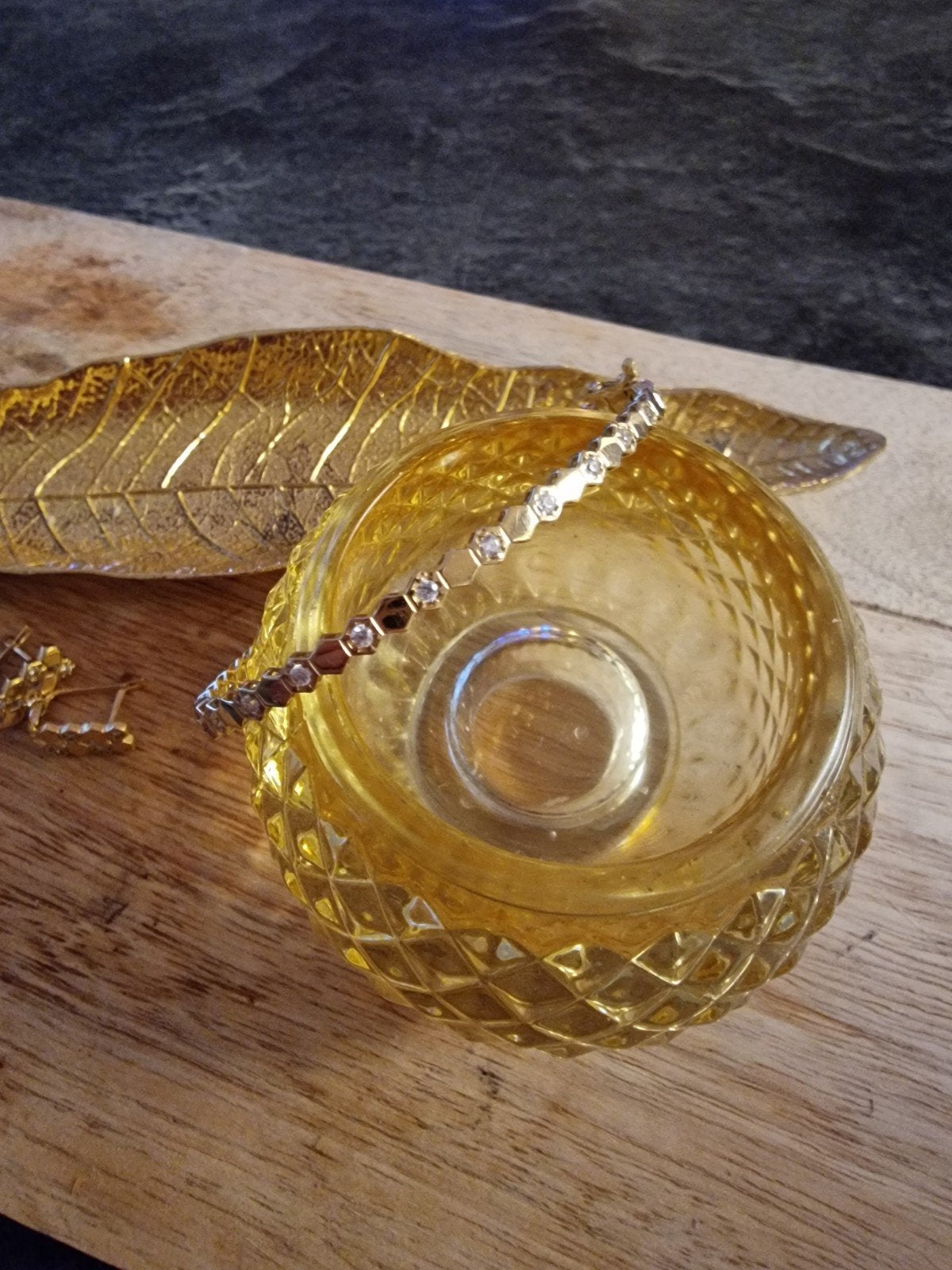 set armband en oorbellen goud, Ophalen, Zo goed als nieuw, Goud, Goud