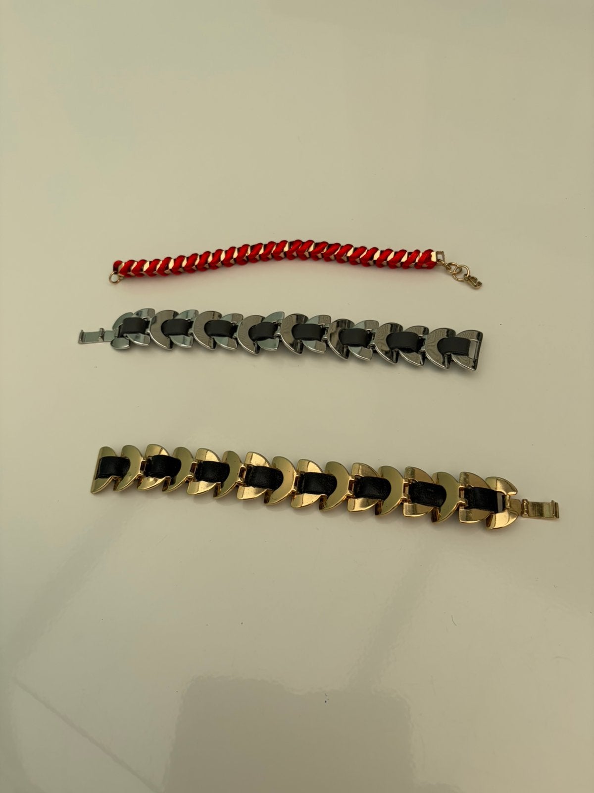 Mooie niet gedragen armband merk Supertrash, Ophalen