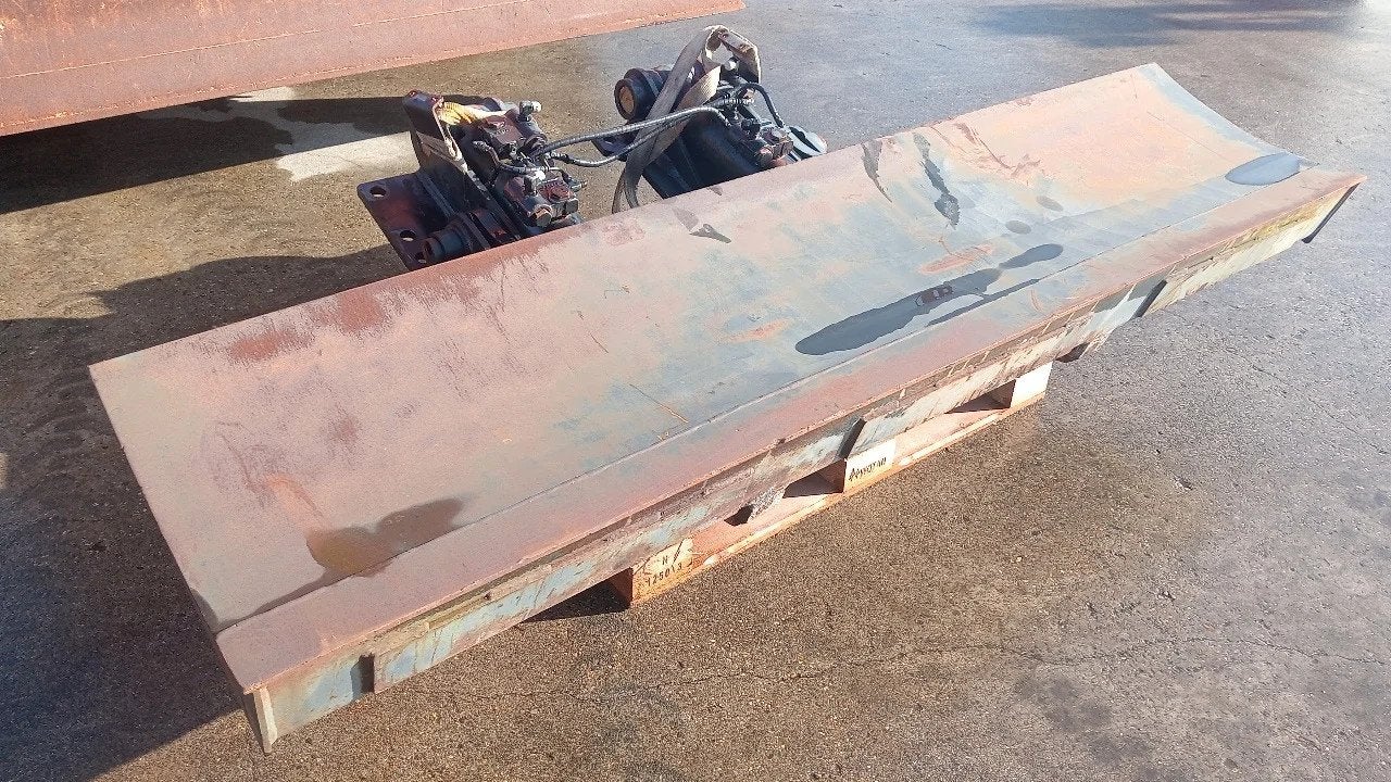 Hitachi ZX180W ZX210W blade Unused