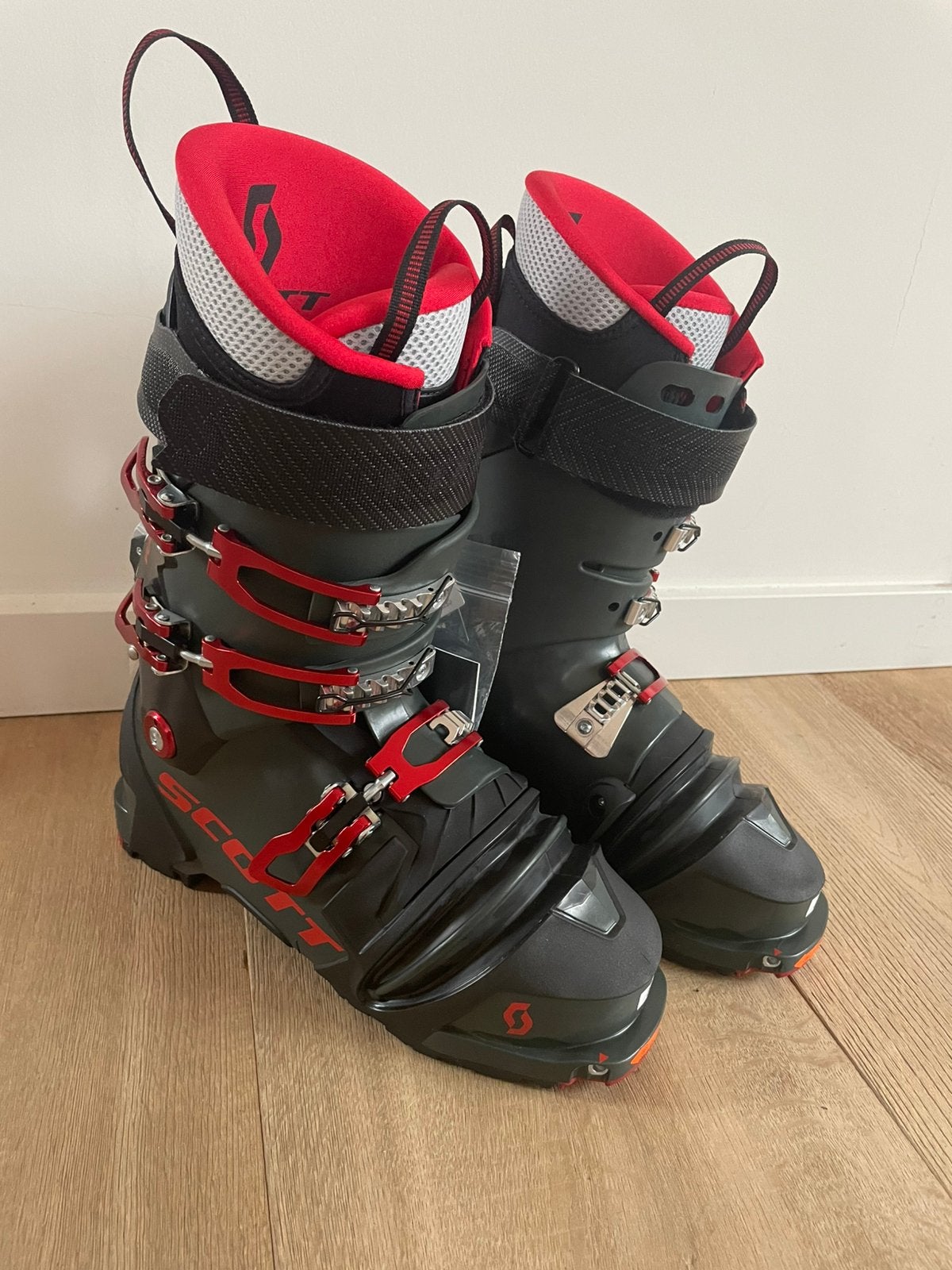 Scott ski botten telemark NIEUW MAAT 42 (27), Schoenen, Nieuw, Ski, Ophalen