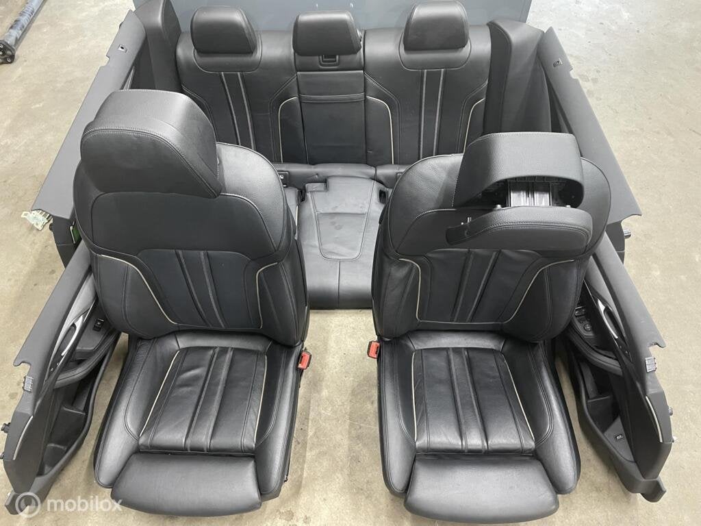G30 Sport Lederen interieur Zwart BMW 5-serie G30 '17-'20, Ophalen, Gebruikt, BMW