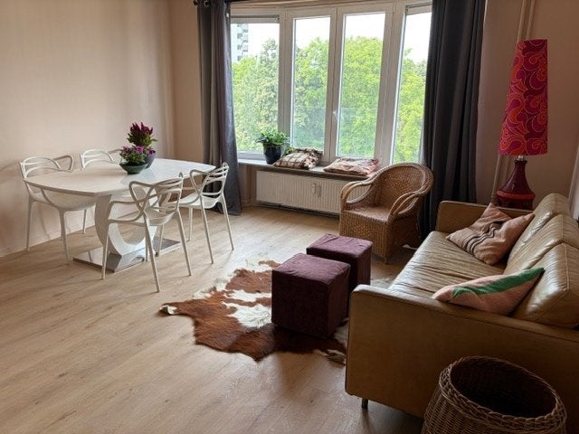 studio te huur, Immo, Maisons à vendre, 38 m², Appartement, Anvers (ville), Jusqu'à 200 m²