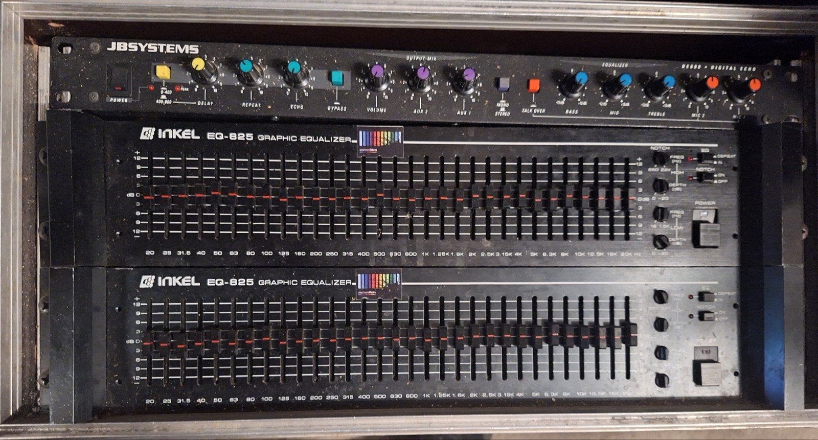 EQ-825 inkel + flightcase + digital echo jb systems, Muziek en Instrumenten, Ophalen, Gebruikt