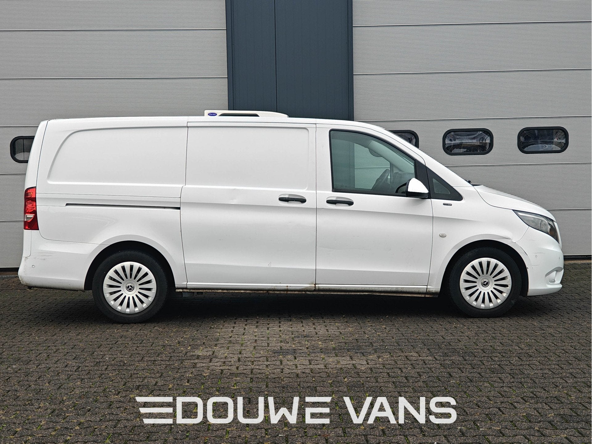 Mercedes-Benz Vito 111 L2 Navigatie Trekhaak Koelwagen Neos, Euro 5, Achat, Entreprise, 3 places