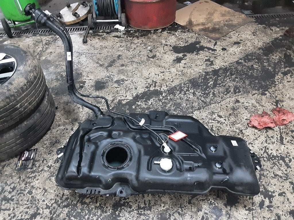 BRANDSTOFTANK Dacia Duster (DJF) (T307013243630457), Dacia, Gebruikt, Mevr. I. Hauben, Rue de l'Espoir 34 34
4030  GRIVEGNÉE, BE