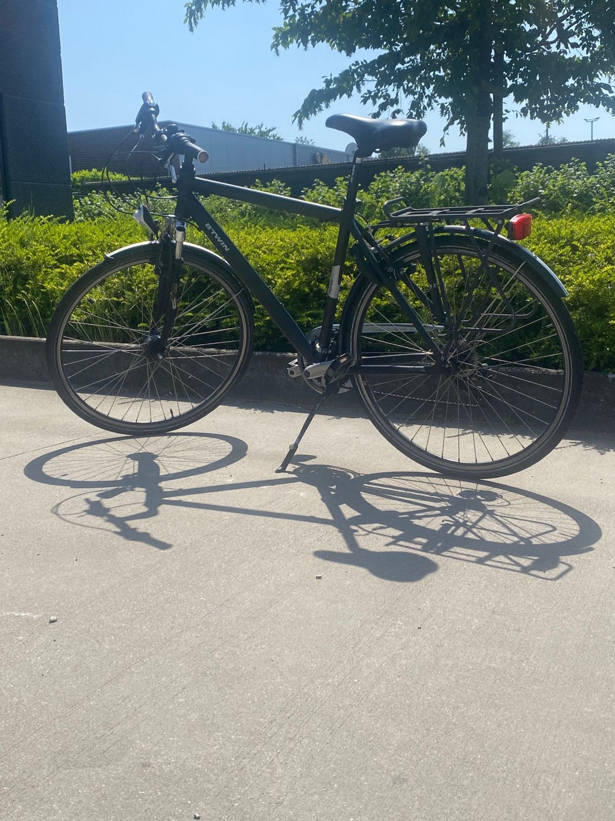 B'TWIN Hoprider Hybride Fiets Inclusief Vering, Bagagedrager, Vélos & Vélomoteurs, 51 à 55 cm, Enlèvement, Frein sur jante, Années 30