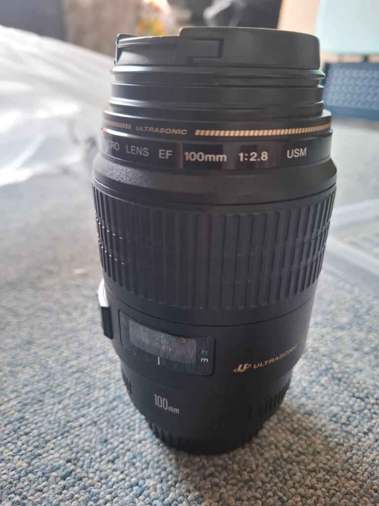 Canon EFMacro lens usm f2.8, Ophalen