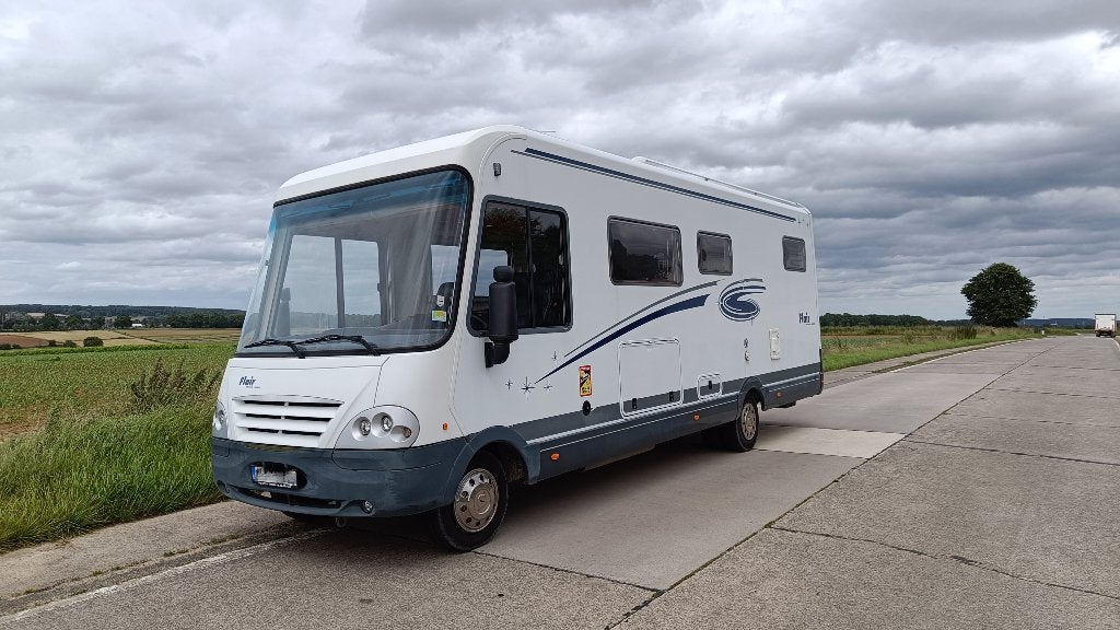 Niesmann Bischoff Flair 8000iB, Caravanes & Camping, Auvent, Boîte manuelle, Intégral, 8 à 9 mètres