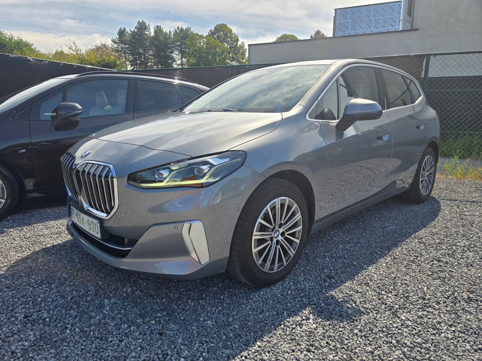Bmw 218iA Active Tourer Luxury Line 2024 avec seulement 6000, Autos, BMW, Argent ou Gris, Achat, Euro 6, Entreprise