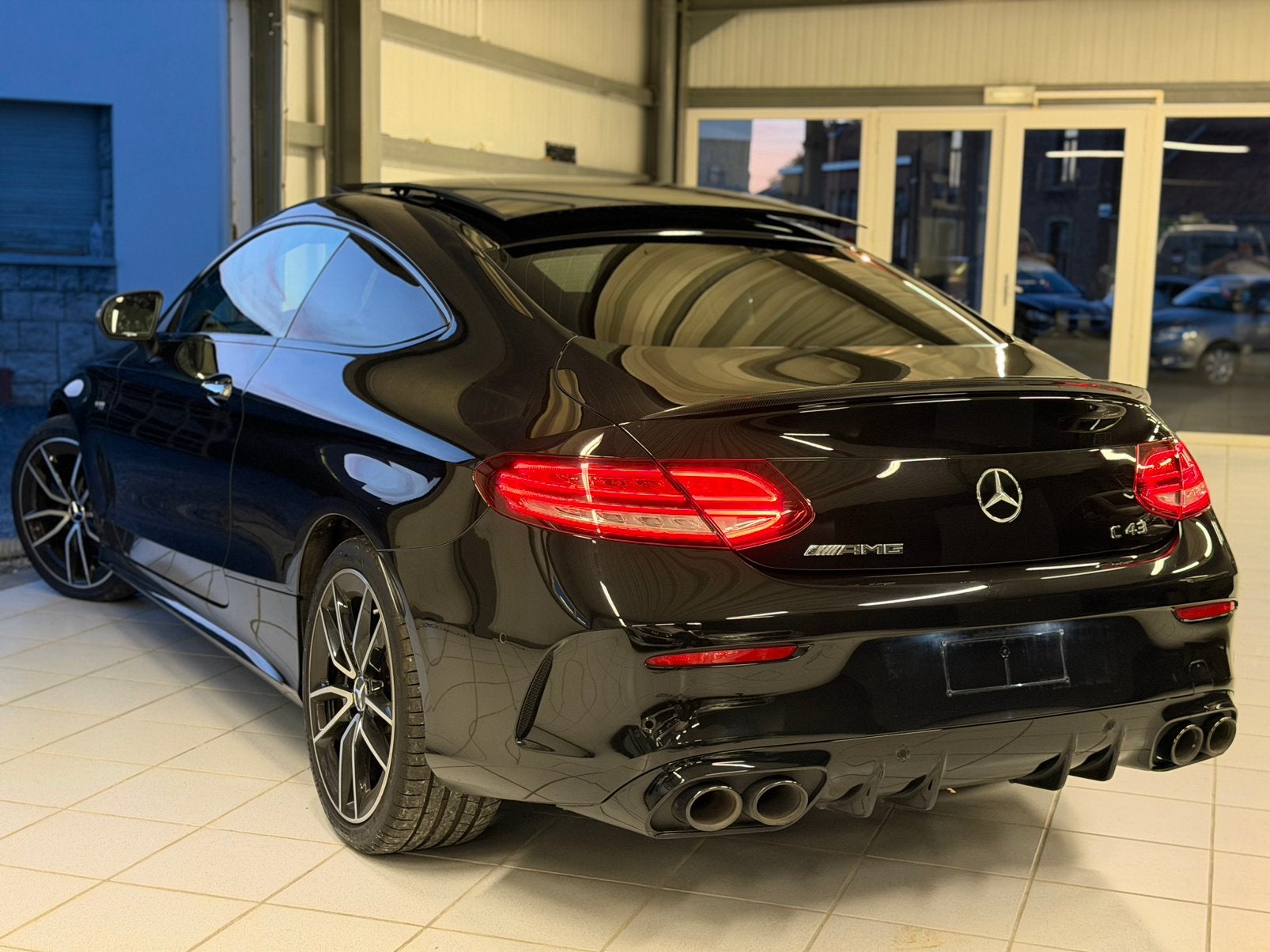 MERCEDES-BENZ C43 AMG | PACK CARBONE | Siege F1 |, Auto's, Automaat, https://public.car-pass.be/vhr/, Euro 6, Bedrijf