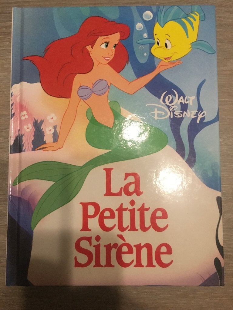 Livre Disney La Petite Sirene, Garçon ou Fille, Collection DISNEY CINEMA, Comme neuf, Enlèvement