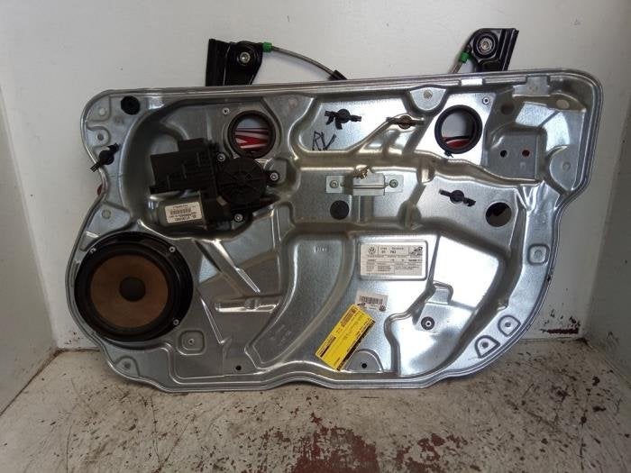 Mécanique vitre 2portes avant droite d'un Volkswagen Polo, -, Volkswagen, -, 3 mois de garantie