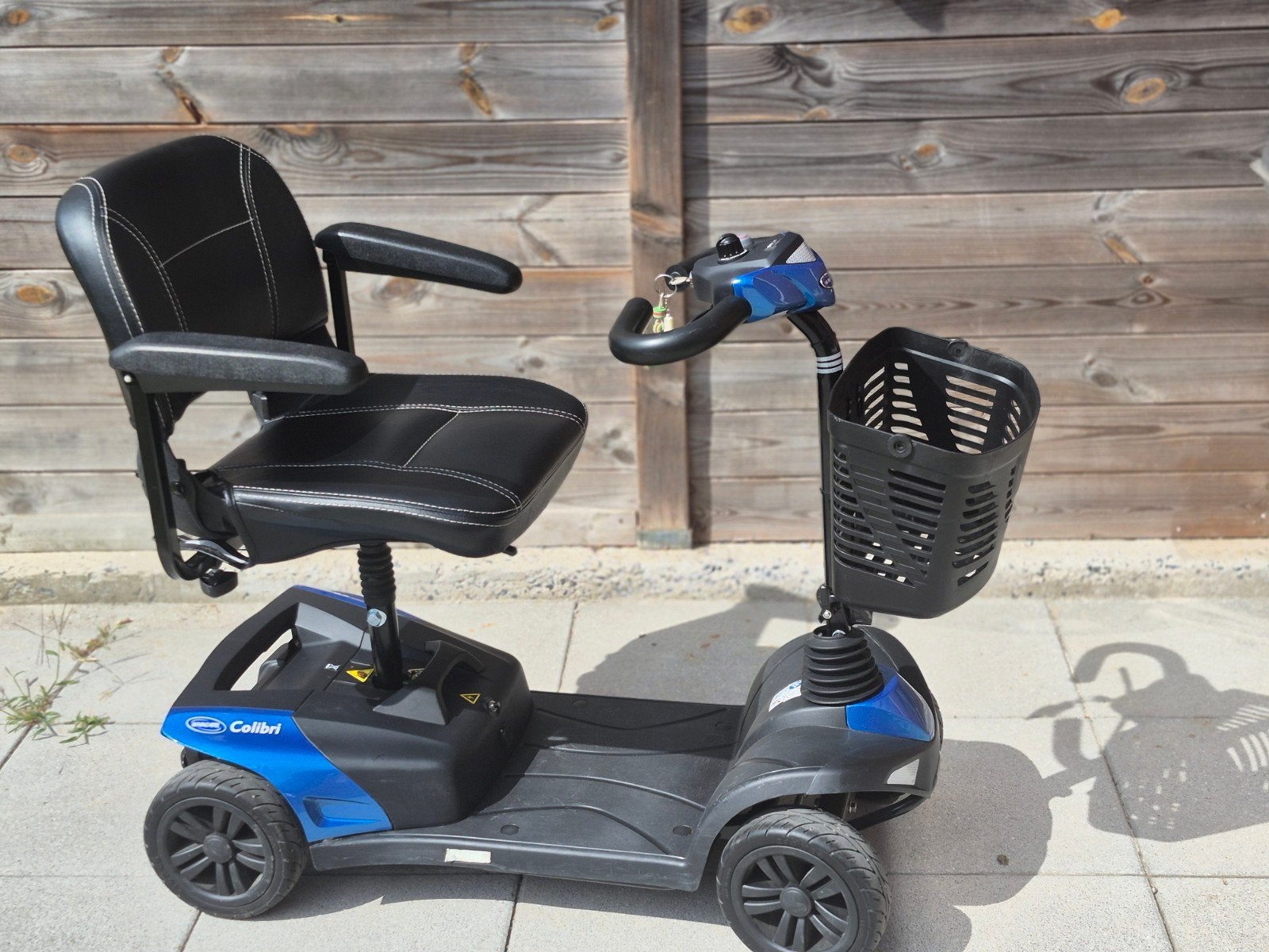 binnen-buitenscooter met afneembare baterij merk invacare, 10 km/h ou moins, 15 km ou moins, Comme neuf, Invacare