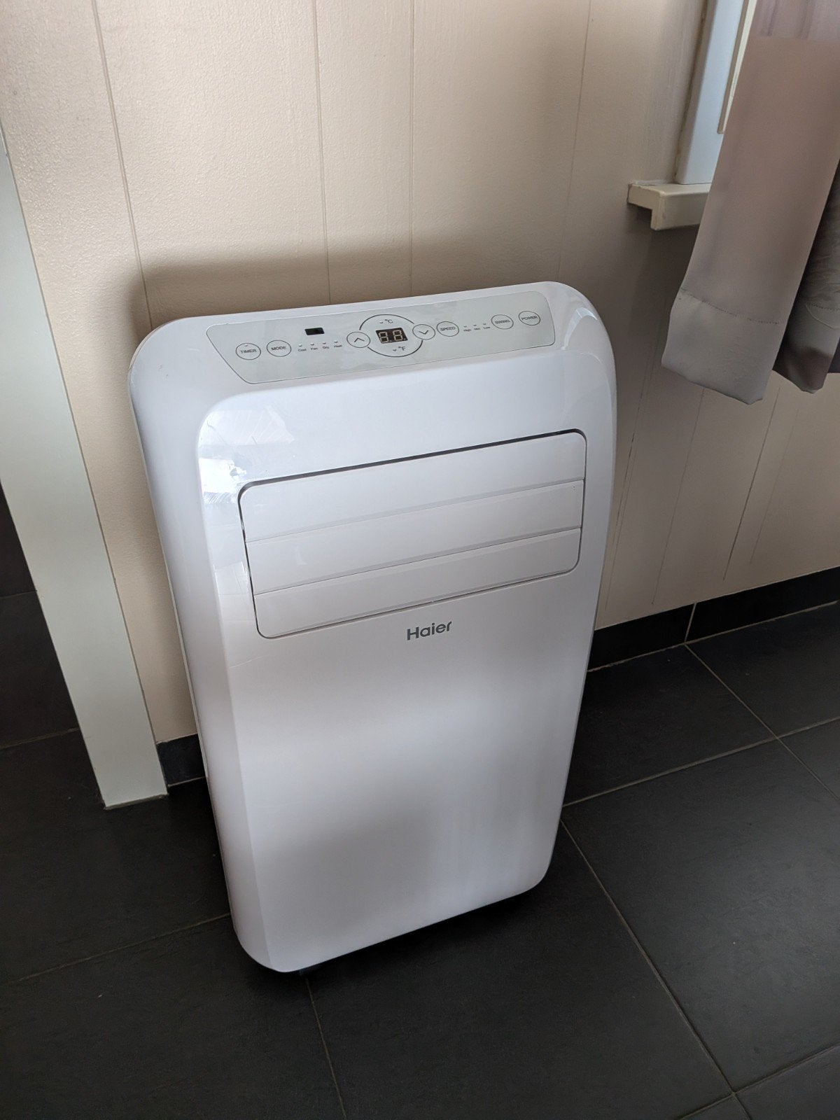 Haier mobiele airco, Ophalen, Mobiele airco