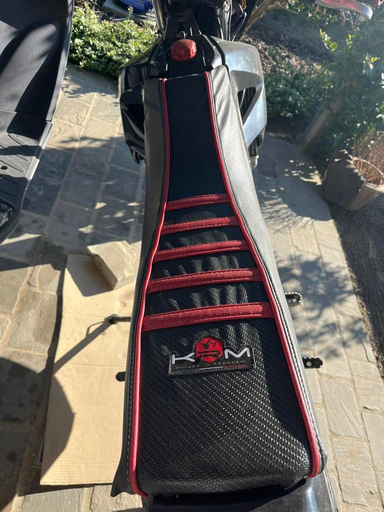 krm zadelhoes, Ophalen of Verzenden, Gebruikt