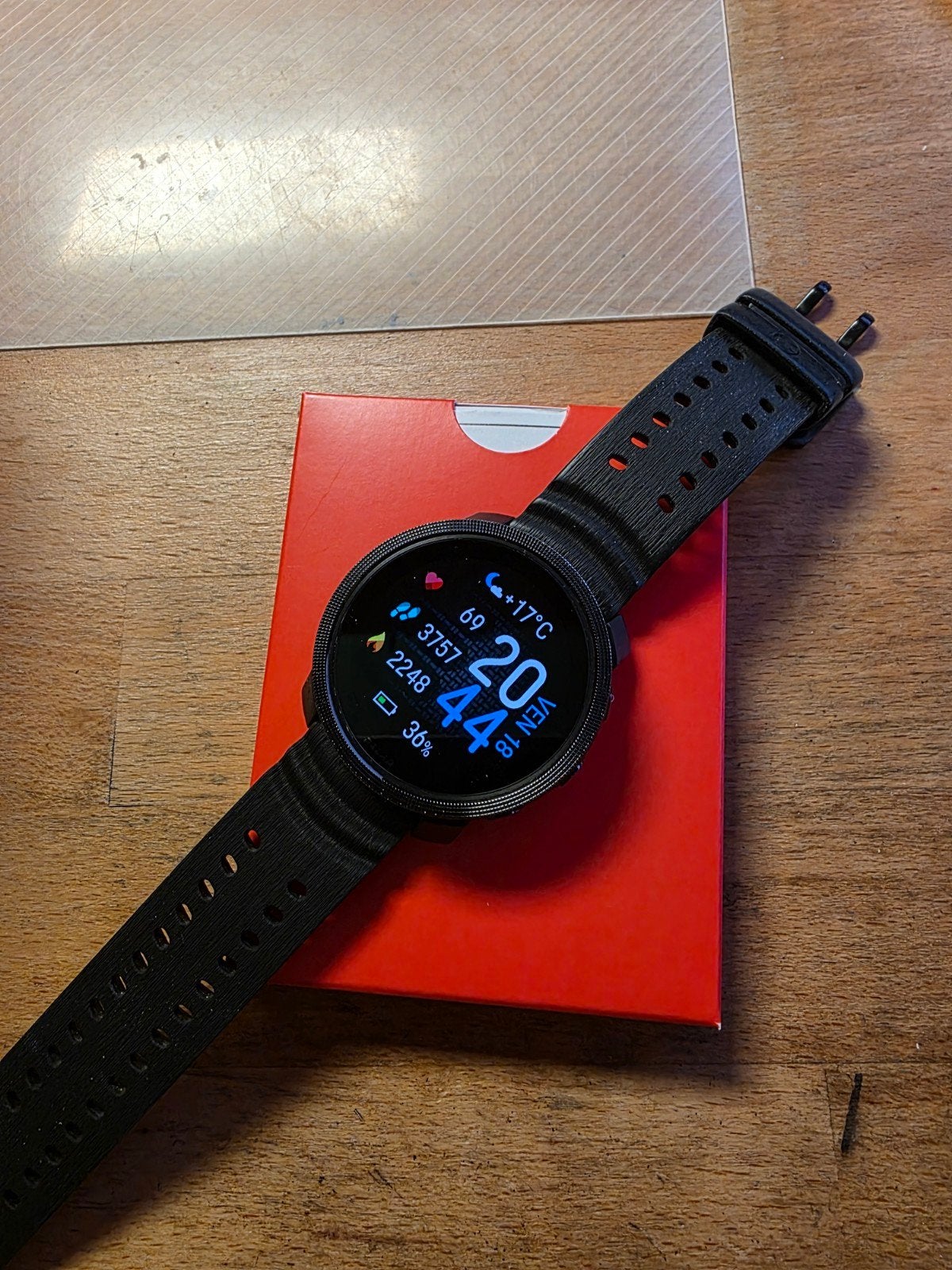 Montre connecté POLAR VANTAGE M3, Étanche, Enlèvement ou Envoi, Avancer d'un pas, Comme neuf