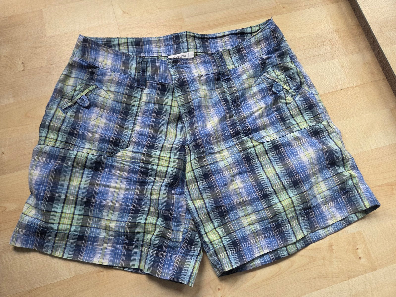 joli short bleu pour femme taille L Yjessica, Vêtements | Femmes, Enlèvement ou Envoi, Bleu, Yessica c&a, Courts