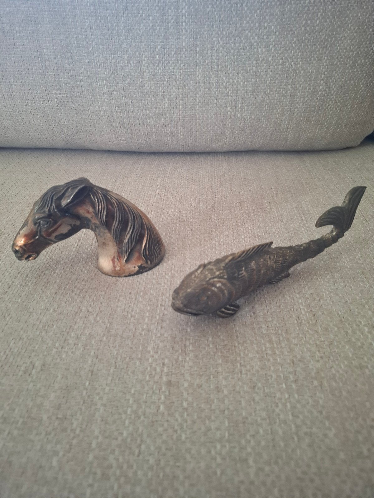 2 figurines en argent, tête de cheval et poisson, Collections, Enlèvement ou Envoi