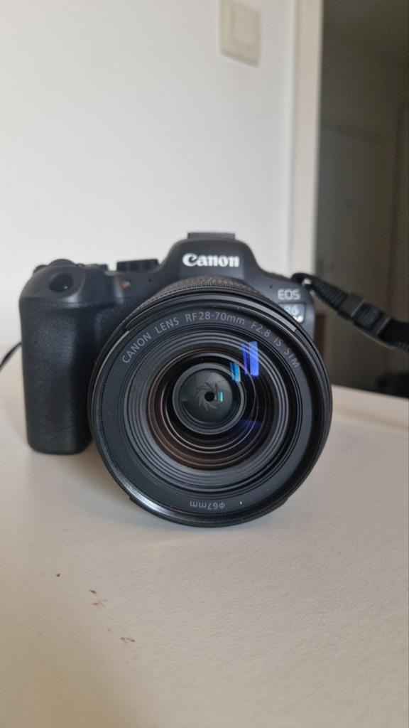 Canon EOS R6 Mark II + RF 28-70 mm f/2.8 IS STM + 2 ans de g, Canon, Moins de 4 fois, Comme neuf, Enlèvement