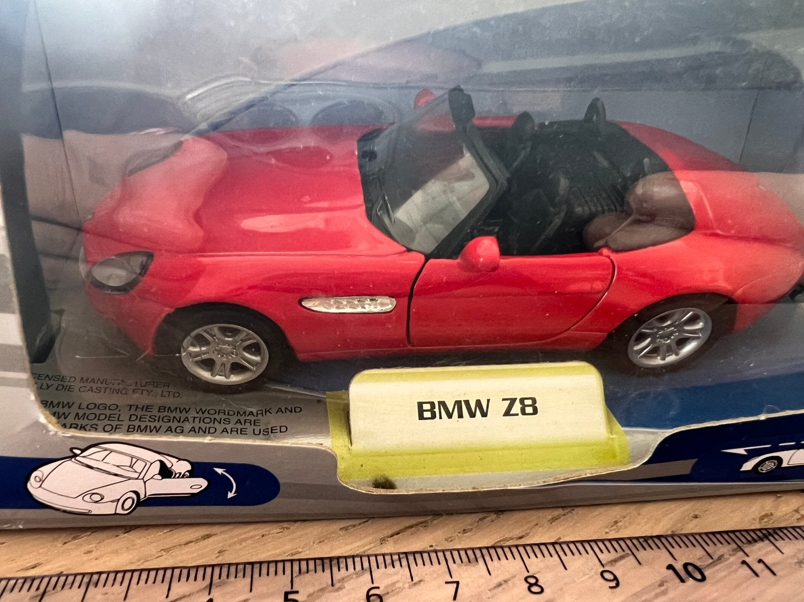 Bmw Z8, Hobby en Vrije tijd, Ophalen of Verzenden, Zo goed als nieuw