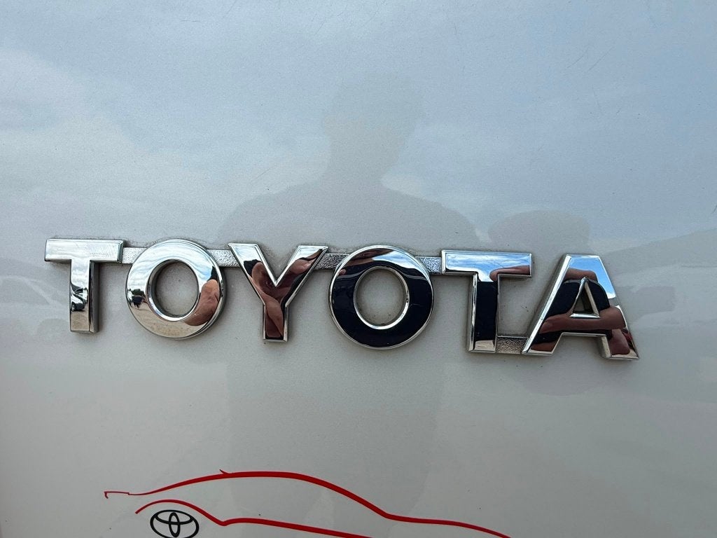 Toyota Hilux (Stock ID 46837) — 17
