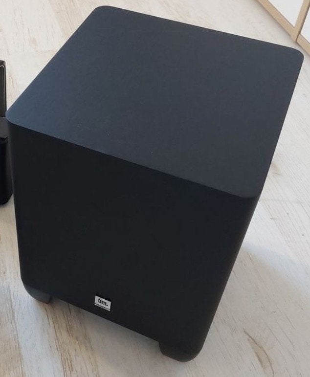 Actieve subwoofer: JBL, Audio, Tv en Foto, Luidsprekerboxen, Gebruikt, Ophalen of Verzenden, 60 tot 120 watt, Basreflex