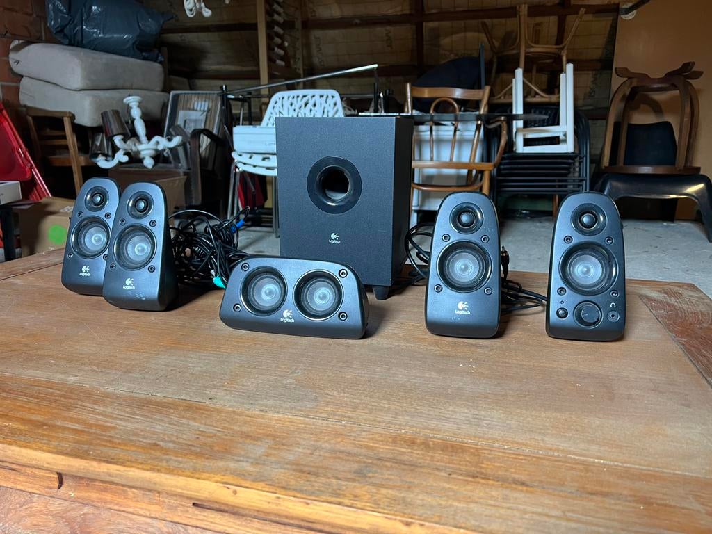 Logitech Z506 Surround System, Enlèvement, Comme neuf