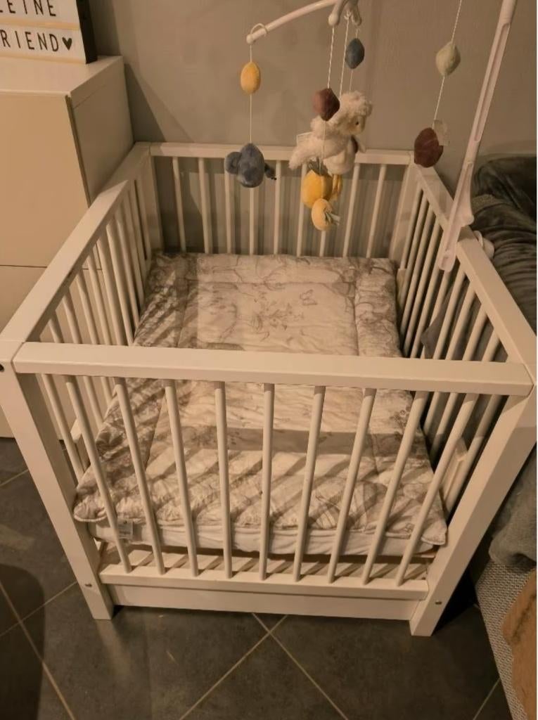 Baby park box met aerosleep matras en overtrekken, Kinderen en Baby's, Babyparken, Ophalen, Gebruikt, Vierkant, In hoogte verstelbaar