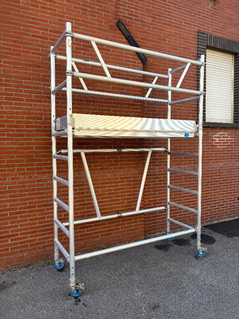 Solide VS38 professionele vouwsteiger – compleet, Ophalen, Zo goed als nieuw, Opvouwbaar of Inschuifbaar, 2 tot 4 meter