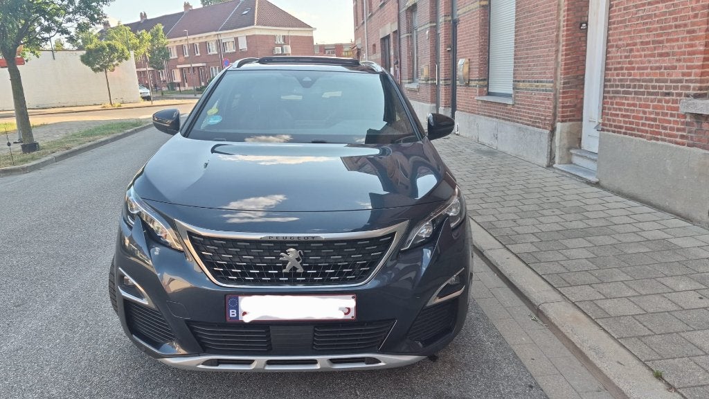 Peugeot 5008 1.6D Bj 2017 215000km 7plaatsen FULL OPTION, Automaat, 4 deurs, Monovolume, Euro 6